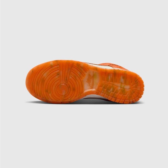 Nike Women’s Dunk Low- Cracked Orange - Picture 6 of 7